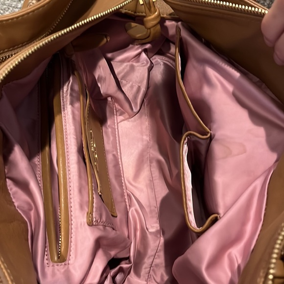 Elie Tahari shoulder bag - Picture 4 of 5